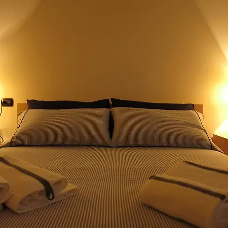 Appart hôtel Casa Vacanza Lagolecco Lecco